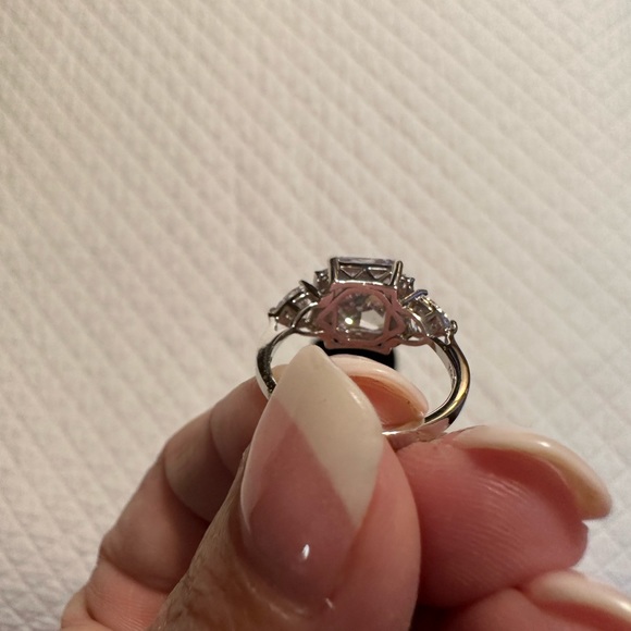 Bella Luce Jewelry - Gorgeous Bella Luce ring from JTV. BRAND NEW!!!